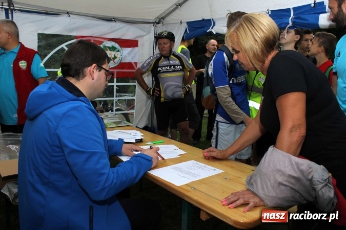 Zdjęcie w galerii na portalu naszraciborz.pl: Mieszkańcy gminy Kornowac i Czesi na rowerach uczcili 10-lecie współpracy  wiadomości z regionu