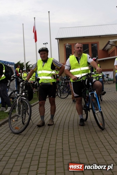 Zdjęcie w galerii na portalu naszraciborz.pl: Mieszkańcy gminy Kornowac i Czesi na rowerach uczcili 10-lecie współpracy  wiadomości z regionu