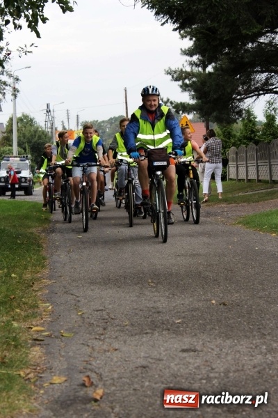 Zdjęcie w galerii na portalu naszraciborz.pl: Mieszkańcy gminy Kornowac i Czesi na rowerach uczcili 10-lecie współpracy  wiadomości z regionu