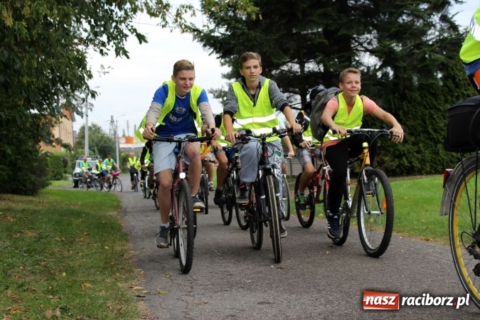 Zdjęcie w galerii na portalu naszraciborz.pl: Mieszkańcy gminy Kornowac i Czesi na rowerach uczcili 10-lecie współpracy  wiadomości z regionu