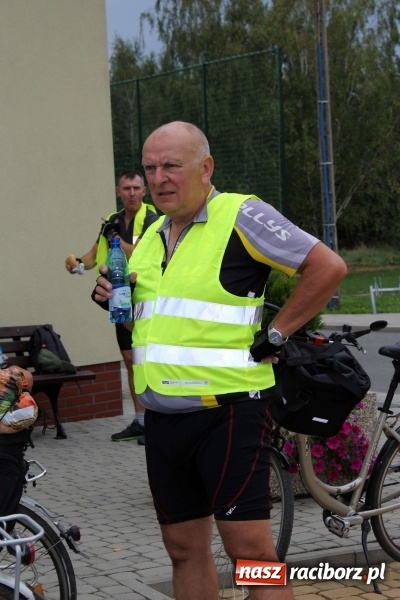 Zdjęcie w galerii na portalu naszraciborz.pl: Mieszkańcy gminy Kornowac i Czesi na rowerach uczcili 10-lecie współpracy  wiadomości z regionu