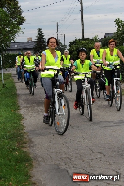 Zdjęcie w galerii na portalu naszraciborz.pl: Mieszkańcy gminy Kornowac i Czesi na rowerach uczcili 10-lecie współpracy  wiadomości z regionu