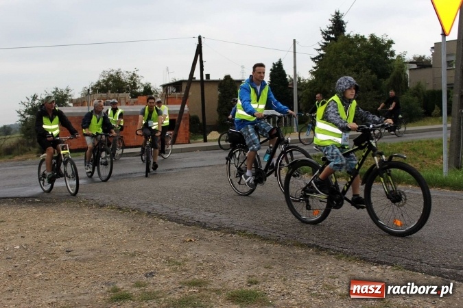 Zdjęcie w galerii na portalu naszraciborz.pl: Mieszkańcy gminy Kornowac i Czesi na rowerach uczcili 10-lecie współpracy  wiadomości z regionu