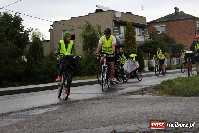 Zdjęcie w galerii na portalu naszraciborz.pl: Mieszkańcy gminy Kornowac i Czesi na rowerach uczcili 10-lecie współpracy  wiadomości z regionu