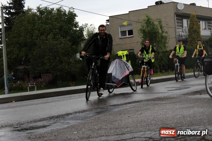 Zdjęcie w galerii na portalu naszraciborz.pl: Mieszkańcy gminy Kornowac i Czesi na rowerach uczcili 10-lecie współpracy  wiadomości z regionu