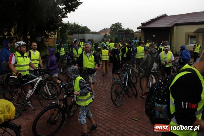 Zdjęcie w galerii na portalu naszraciborz.pl: Mieszkańcy gminy Kornowac i Czesi na rowerach uczcili 10-lecie współpracy  wiadomości z regionu