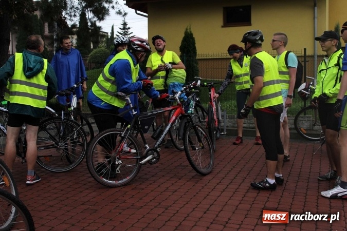 Zdjęcie w galerii na portalu naszraciborz.pl: Mieszkańcy gminy Kornowac i Czesi na rowerach uczcili 10-lecie współpracy  wiadomości z regionu