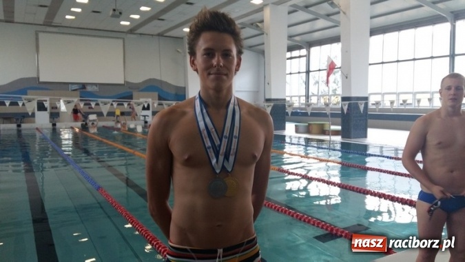Zdjęcie w galerii na portalu naszraciborz.pl: Raciborski ZSOMS ma mistrza świata w ratownictwie wodnym. Złoto i srebro Klaudiusza Matury! wiadomości z regionu