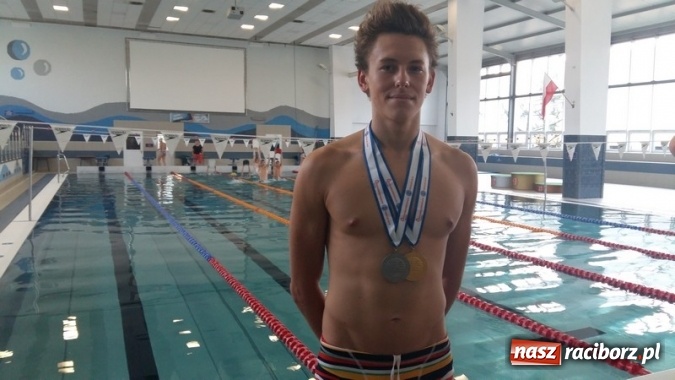 Zdjęcie w galerii na portalu naszraciborz.pl: Raciborski ZSOMS ma mistrza świata w ratownictwie wodnym. Złoto i srebro Klaudiusza Matury! wiadomości z regionu