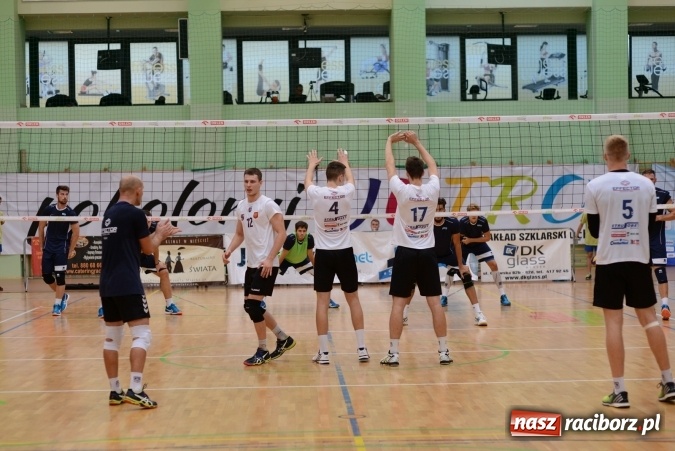 Zdjęcie w galerii na portalu naszraciborz.pl: Wygrana Austriaków na otwarcie zmagań w Raciborzu wiadomości z regionu