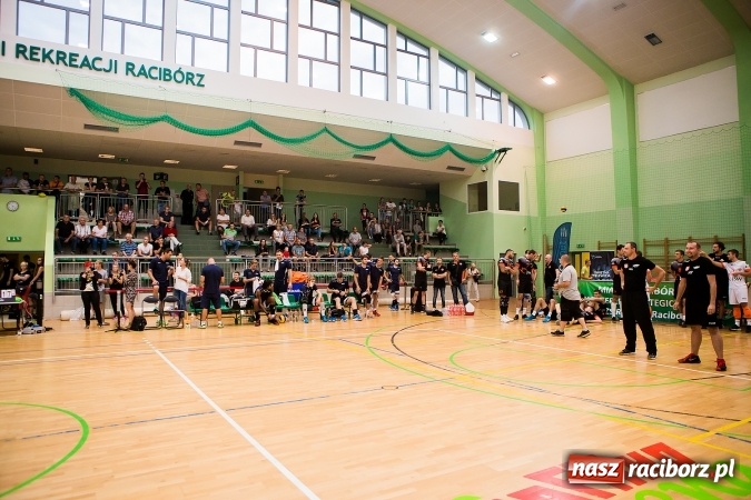 Zdjęcie w galerii na portalu naszraciborz.pl: Mistrzowskie starcie dla ZAKSY Kędzierzyn-Koźle. Wygrana Jastrzębskiego Węgla wiadomości z regionu