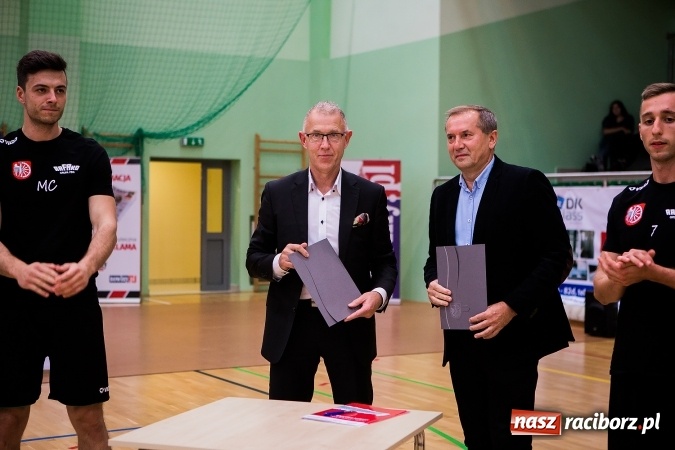 Zdjęcie w galerii na portalu naszraciborz.pl: Mistrzowskie starcie dla ZAKSY Kędzierzyn-Koźle. Wygrana Jastrzębskiego Węgla wiadomości z regionu