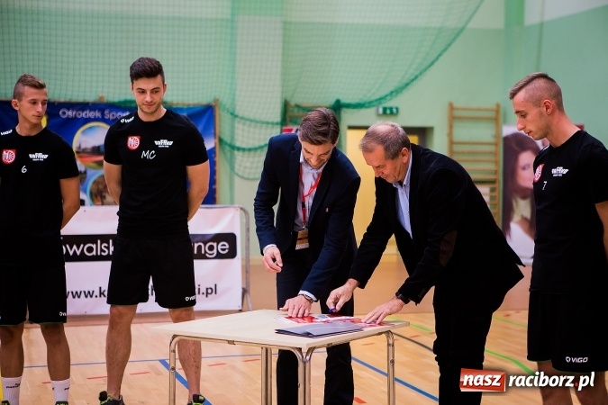 Zdjęcie w galerii na portalu naszraciborz.pl: Mistrzowskie starcie dla ZAKSY Kędzierzyn-Koźle. Wygrana Jastrzębskiego Węgla wiadomości z regionu