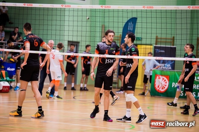 Zdjęcie w galerii na portalu naszraciborz.pl: Mistrzowskie starcie dla ZAKSY Kędzierzyn-Koźle. Wygrana Jastrzębskiego Węgla wiadomości z regionu