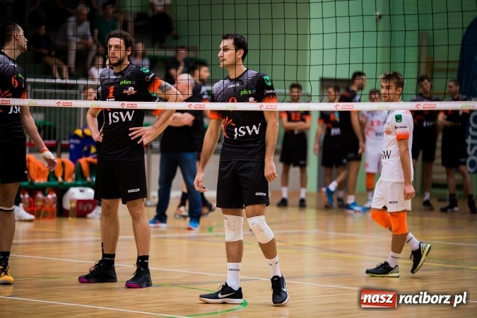 Zdjęcie w galerii na portalu naszraciborz.pl: Mistrzowskie starcie dla ZAKSY Kędzierzyn-Koźle. Wygrana Jastrzębskiego Węgla wiadomości z regionu