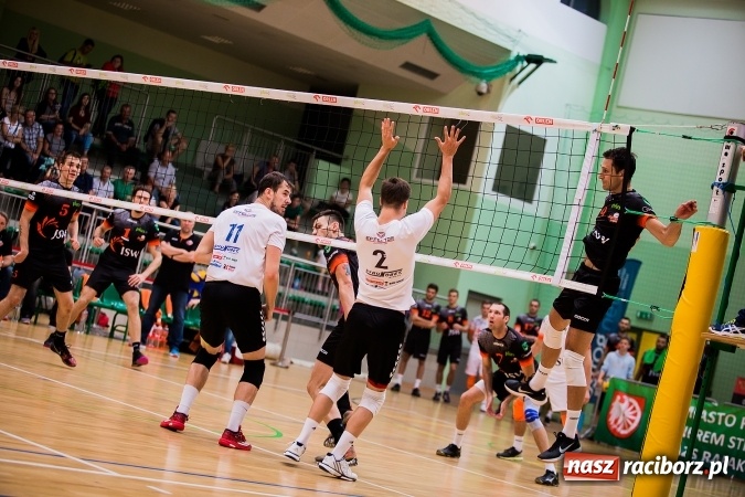 Zdjęcie w galerii na portalu naszraciborz.pl: Mistrzowskie starcie dla ZAKSY Kędzierzyn-Koźle. Wygrana Jastrzębskiego Węgla wiadomości z regionu