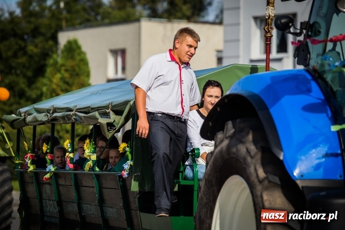 Zdjęcie w galerii na portalu naszraciborz.pl: Dożynki 2016. Pawłów dziękuje za tegoroczne plony wiadomości z regionu