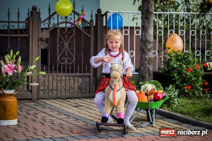 Zdjęcie w galerii na portalu naszraciborz.pl: Dożynki 2016. Pawłów dziękuje za tegoroczne plony wiadomości z regionu