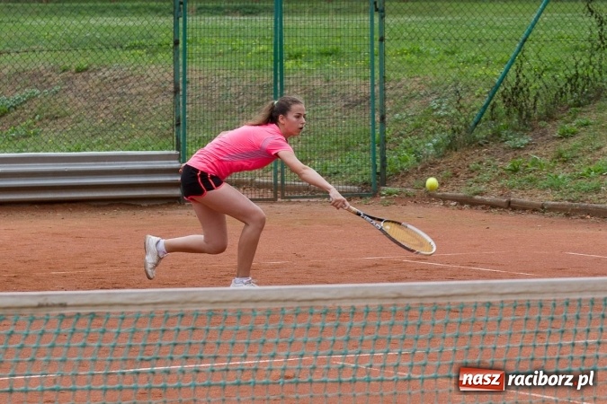 Zdjęcie w galerii na portalu naszraciborz.pl: Na kortach OSiR rozegrano turniej tenisa ziemnego wiadomości z regionu