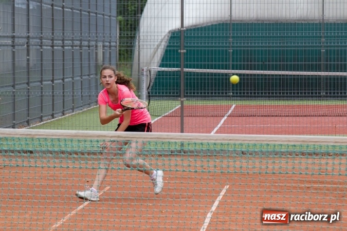 Zdjęcie w galerii na portalu naszraciborz.pl: Na kortach OSiR rozegrano turniej tenisa ziemnego wiadomości z regionu