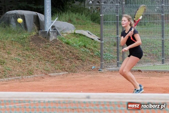 Zdjęcie w galerii na portalu naszraciborz.pl: Na kortach OSiR rozegrano turniej tenisa ziemnego wiadomości z regionu