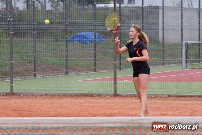 Zdjęcie w galerii na portalu naszraciborz.pl: Na kortach OSiR rozegrano turniej tenisa ziemnego wiadomości z regionu