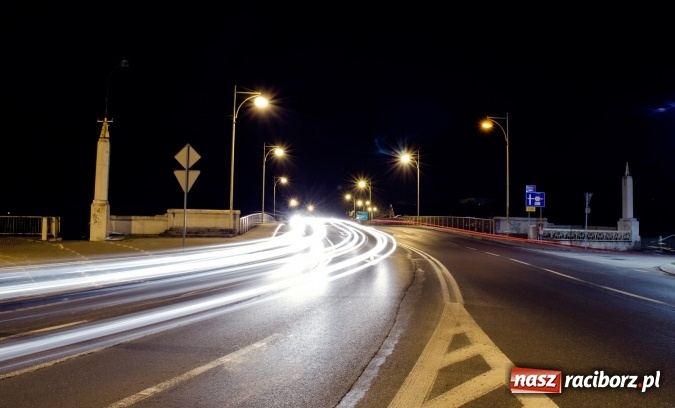 Zdjęcie w galerii na portalu naszraciborz.pl: Będzie jaśniej i taniej! Ratusz myśli o oświetleniu ulicznym trzech ważnych dróg wylotowych wiadomości z regionu