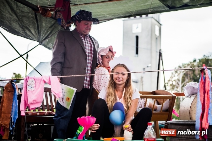 Zdjęcie w galerii na portalu naszraciborz.pl: Niebo łaskawe dla Zabełkowa. Dożynki gminy Krzyżanowice FOTOREPORTAŻ wiadomości z regionu