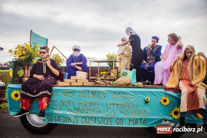 Zdjęcie w galerii na portalu naszraciborz.pl: Niebo łaskawe dla Zabełkowa. Dożynki gminy Krzyżanowice FOTOREPORTAŻ wiadomości z regionu