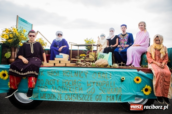 Zdjęcie w galerii na portalu naszraciborz.pl: Niebo łaskawe dla Zabełkowa. Dożynki gminy Krzyżanowice FOTOREPORTAŻ wiadomości z regionu
