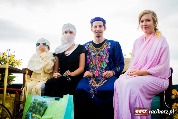 Zdjęcie w galerii na portalu naszraciborz.pl: Niebo łaskawe dla Zabełkowa. Dożynki gminy Krzyżanowice FOTOREPORTAŻ wiadomości z regionu