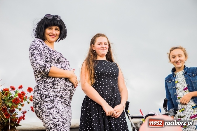 Zdjęcie w galerii na portalu naszraciborz.pl: Niebo łaskawe dla Zabełkowa. Dożynki gminy Krzyżanowice FOTOREPORTAŻ wiadomości z regionu