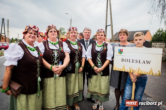 Zdjęcie w galerii na portalu naszraciborz.pl: Niebo łaskawe dla Zabełkowa. Dożynki gminy Krzyżanowice FOTOREPORTAŻ wiadomości z regionu