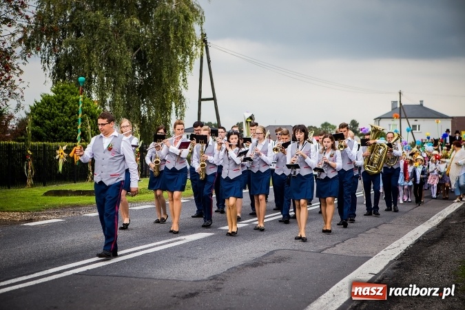 Zdjęcie w galerii na portalu naszraciborz.pl: Niebo łaskawe dla Zabełkowa. Dożynki gminy Krzyżanowice FOTOREPORTAŻ wiadomości z regionu
