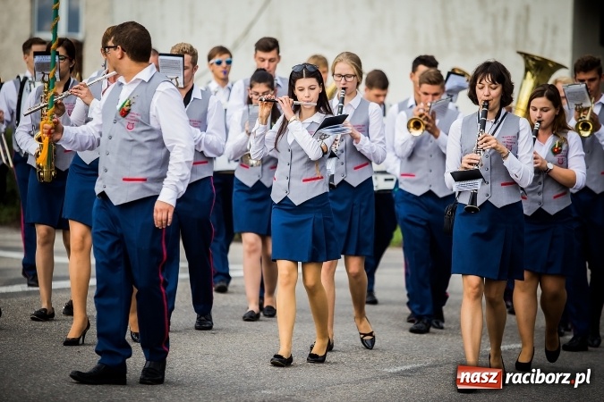 Zdjęcie w galerii na portalu naszraciborz.pl: Niebo łaskawe dla Zabełkowa. Dożynki gminy Krzyżanowice FOTOREPORTAŻ wiadomości z regionu