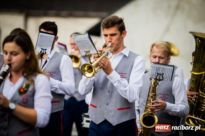 Zdjęcie w galerii na portalu naszraciborz.pl: Niebo łaskawe dla Zabełkowa. Dożynki gminy Krzyżanowice FOTOREPORTAŻ wiadomości z regionu