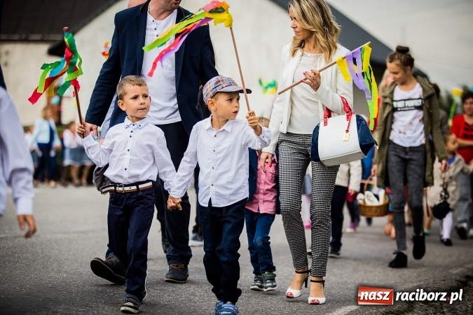 Zdjęcie w galerii na portalu naszraciborz.pl: Niebo łaskawe dla Zabełkowa. Dożynki gminy Krzyżanowice FOTOREPORTAŻ wiadomości z regionu