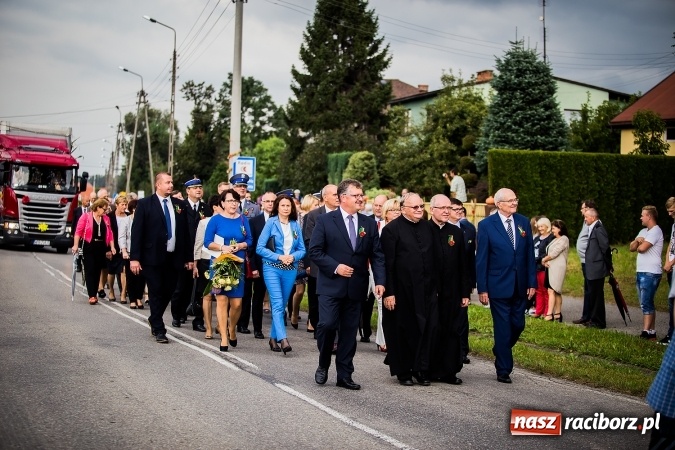 Zdjęcie w galerii na portalu naszraciborz.pl: Niebo łaskawe dla Zabełkowa. Dożynki gminy Krzyżanowice FOTOREPORTAŻ wiadomości z regionu