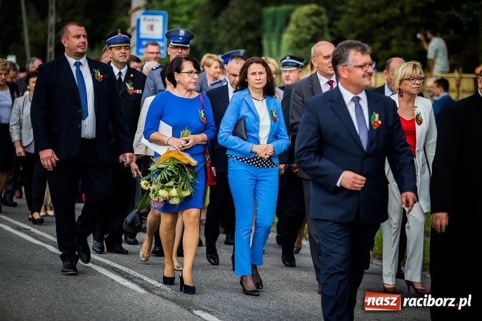 Zdjęcie w galerii na portalu naszraciborz.pl: Niebo łaskawe dla Zabełkowa. Dożynki gminy Krzyżanowice FOTOREPORTAŻ wiadomości z regionu