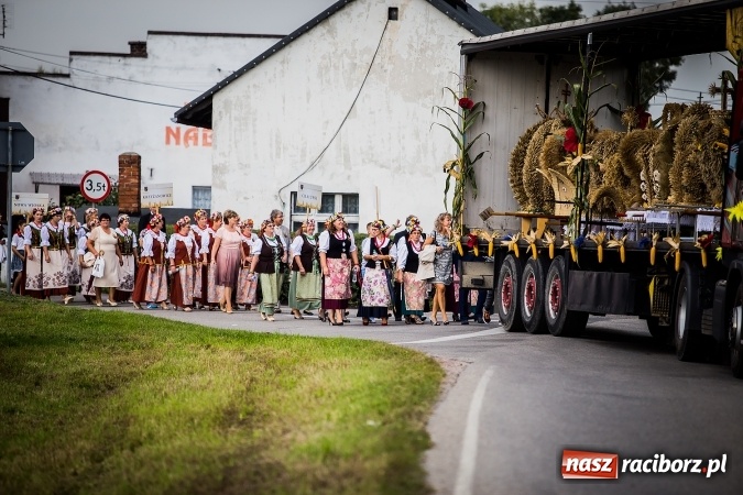 Zdjęcie w galerii na portalu naszraciborz.pl: Niebo łaskawe dla Zabełkowa. Dożynki gminy Krzyżanowice FOTOREPORTAŻ wiadomości z regionu