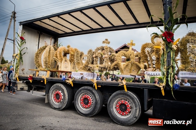 Zdjęcie w galerii na portalu naszraciborz.pl: Niebo łaskawe dla Zabełkowa. Dożynki gminy Krzyżanowice FOTOREPORTAŻ wiadomości z regionu