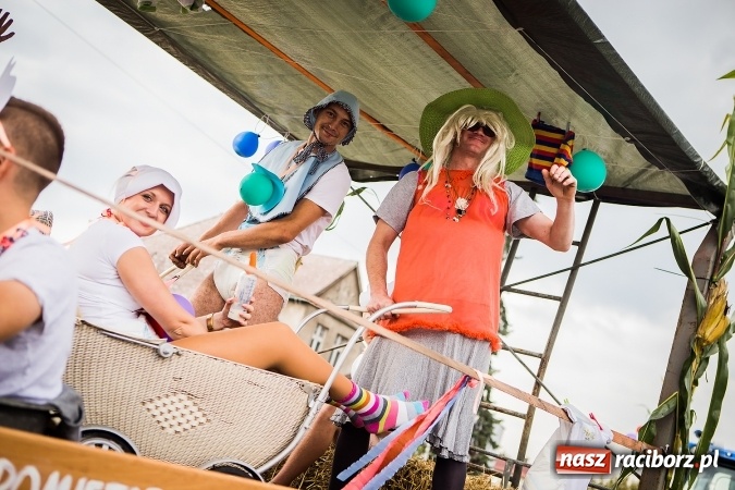 Zdjęcie w galerii na portalu naszraciborz.pl: Niebo łaskawe dla Zabełkowa. Dożynki gminy Krzyżanowice FOTOREPORTAŻ wiadomości z regionu