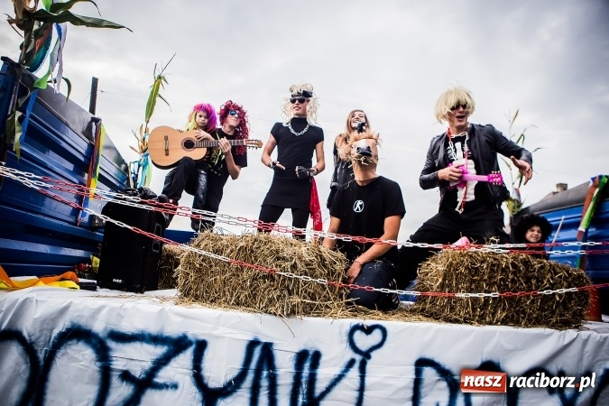 Zdjęcie w galerii na portalu naszraciborz.pl: Niebo łaskawe dla Zabełkowa. Dożynki gminy Krzyżanowice FOTOREPORTAŻ wiadomości z regionu