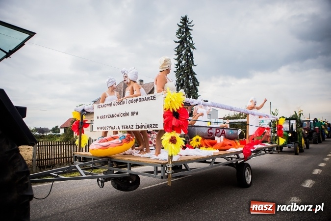 Zdjęcie w galerii na portalu naszraciborz.pl: Niebo łaskawe dla Zabełkowa. Dożynki gminy Krzyżanowice FOTOREPORTAŻ wiadomości z regionu
