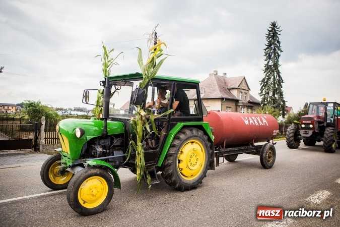 Zdjęcie w galerii na portalu naszraciborz.pl: Niebo łaskawe dla Zabełkowa. Dożynki gminy Krzyżanowice FOTOREPORTAŻ wiadomości z regionu
