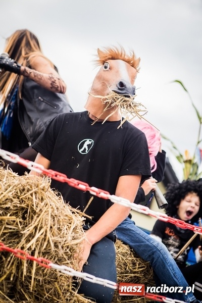 Zdjęcie w galerii na portalu naszraciborz.pl: Niebo łaskawe dla Zabełkowa. Dożynki gminy Krzyżanowice FOTOREPORTAŻ wiadomości z regionu