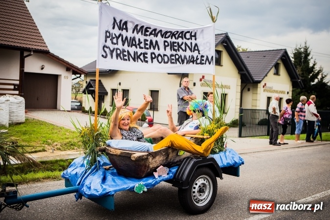 Zdjęcie w galerii na portalu naszraciborz.pl: Niebo łaskawe dla Zabełkowa. Dożynki gminy Krzyżanowice FOTOREPORTAŻ wiadomości z regionu