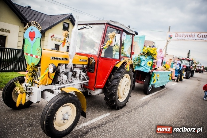 Zdjęcie w galerii na portalu naszraciborz.pl: Niebo łaskawe dla Zabełkowa. Dożynki gminy Krzyżanowice FOTOREPORTAŻ wiadomości z regionu