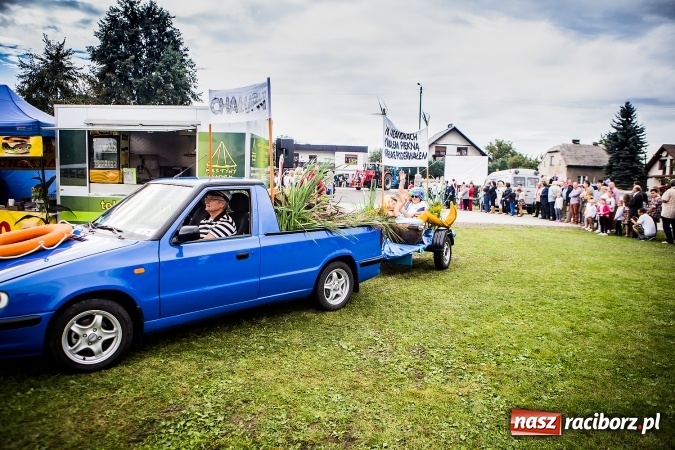 Zdjęcie w galerii na portalu naszraciborz.pl: Niebo łaskawe dla Zabełkowa. Dożynki gminy Krzyżanowice FOTOREPORTAŻ wiadomości z regionu