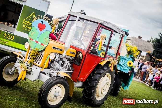 Zdjęcie w galerii na portalu naszraciborz.pl: Niebo łaskawe dla Zabełkowa. Dożynki gminy Krzyżanowice FOTOREPORTAŻ wiadomości z regionu